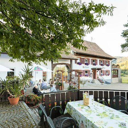 Kleines Wiesental Hotel Landgasthof Zum Pflug מראה חיצוני תמונה