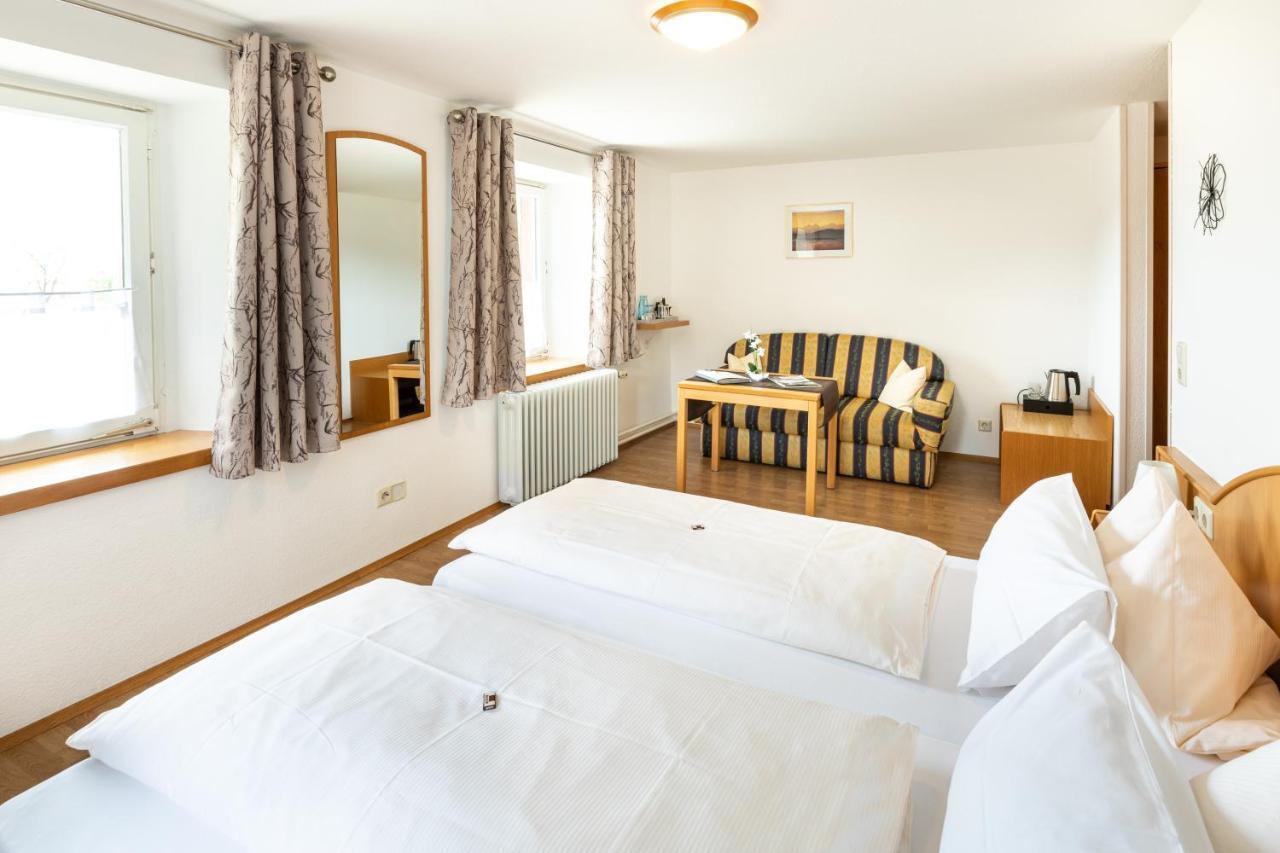 Kleines Wiesental Hotel Landgasthof Zum Pflug מראה חיצוני תמונה